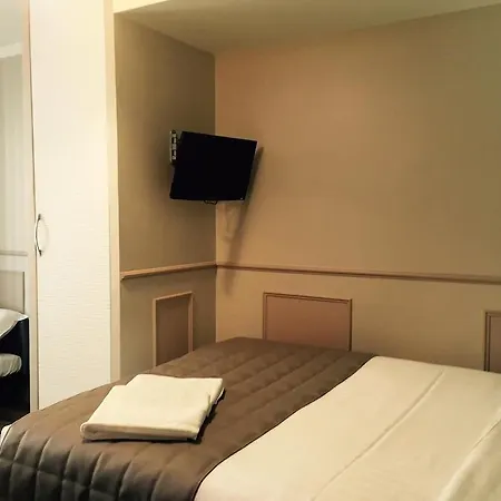 District Republique Hotell Paris