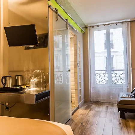 District Republique Hotell Paris