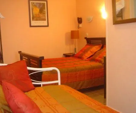 Hotell District Republique