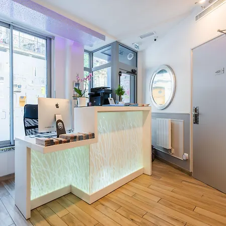 District Republique Hotel Paris