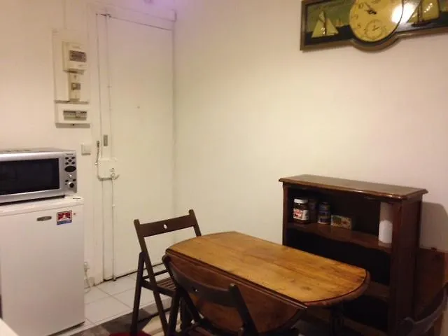 District Republique Ξενοδοχείο 2*