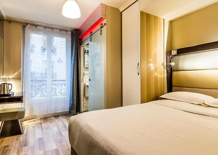 District Republique Ξενοδοχείο