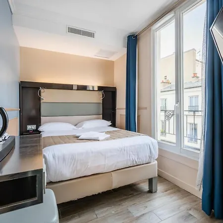 District Republique Hotel