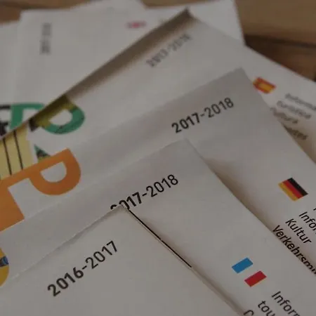 Hotel District Republique 2*