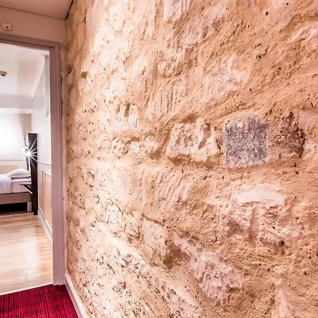 District Republique 2*