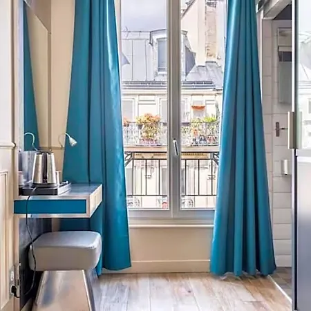 Hotel District Republique Paris