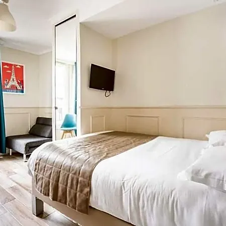 District Republique Hotel