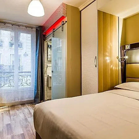 Hotel District Republique