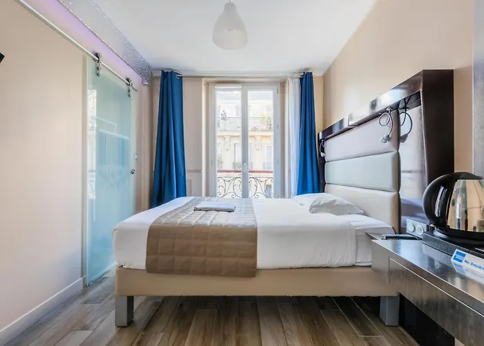 District Republique Hotel