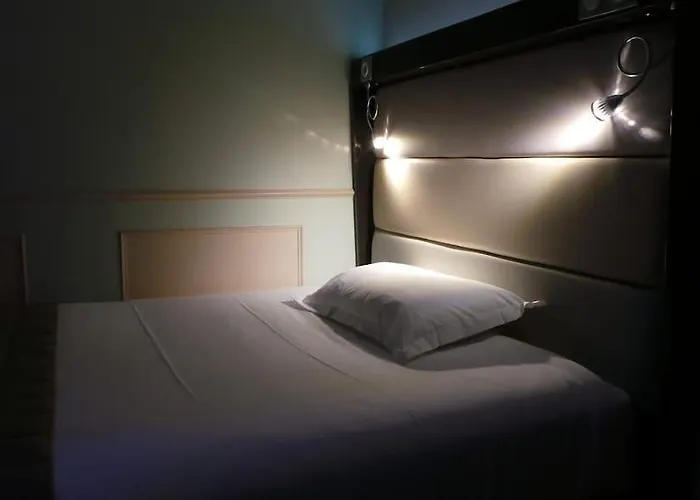 District Republique 2* Paryż