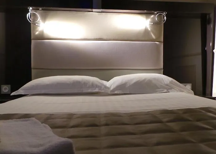 District Republique Hotel