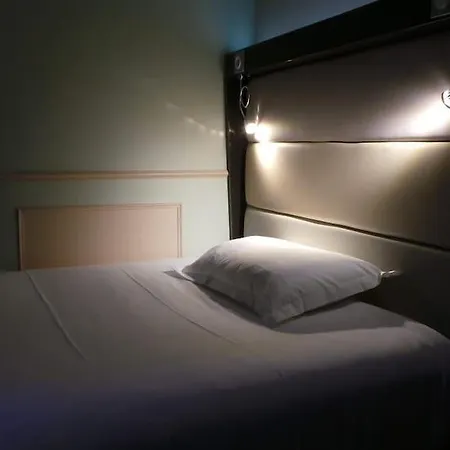 District Republique 2* 巴黎