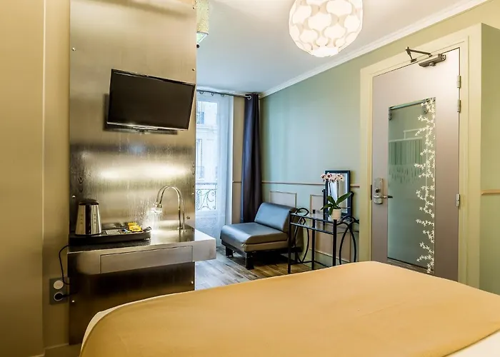 Hotel District Republique